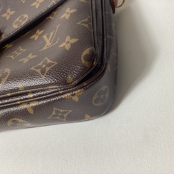 Beautiful Louis Vuitton Métis Pochette Monogram Handbag Excellent Condition - Picture 12 of 16